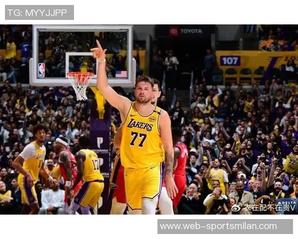 东契奇本赛季迅速达成400分100助创历史最快纪录引发热议 东契奇本赛季迅速达成400分100助创历史最快纪录引发热议